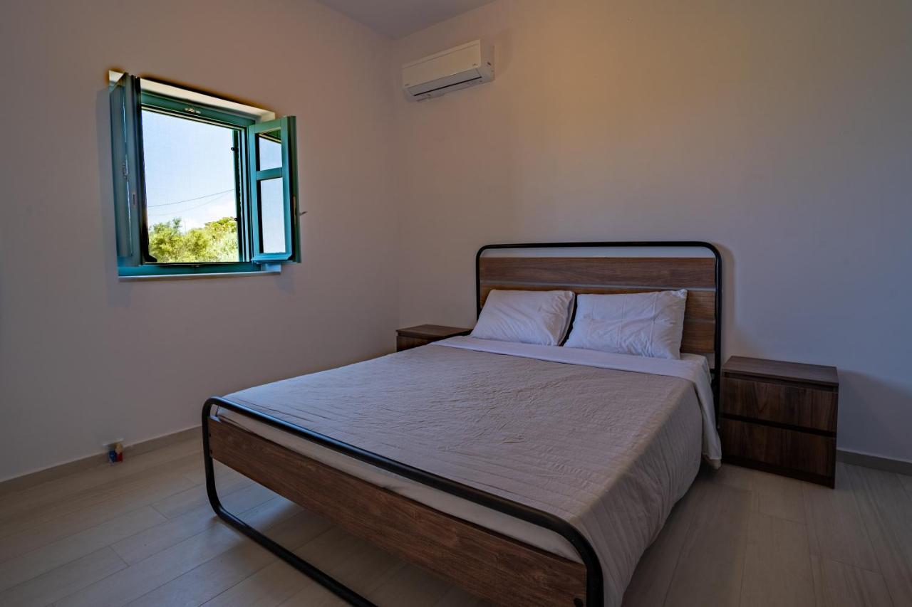 Sugar Stone House Apartment Pyrgos Dirou ภายนอก รูปภาพ